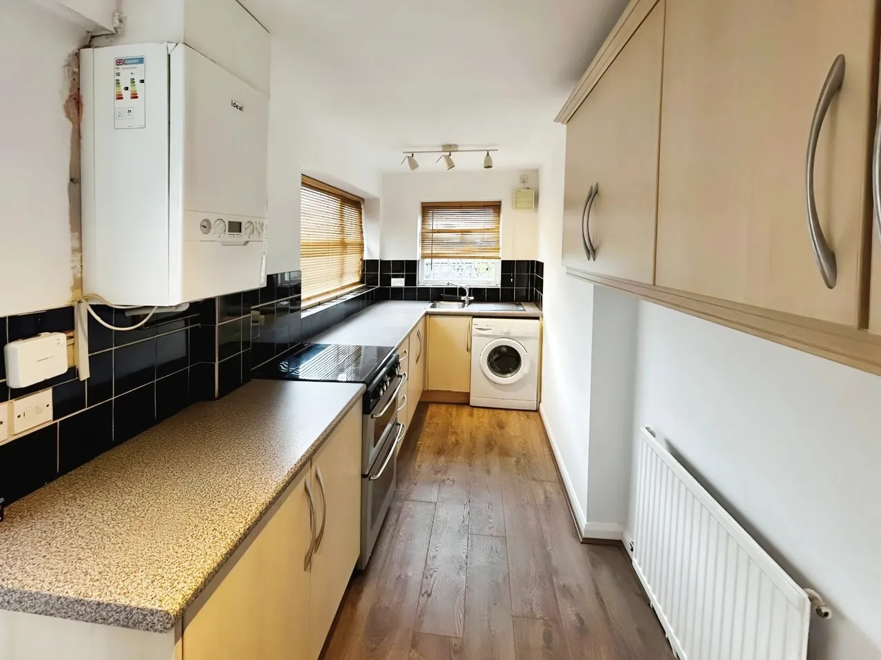 Belgrave Road, Sale, M33, photo 6