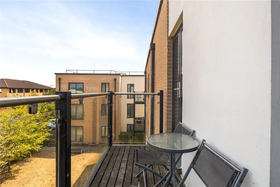 Latimer House, Angus Court, OX9, photo 14