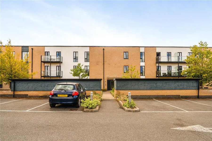 Latimer House, Angus Court, OX9, photo 9