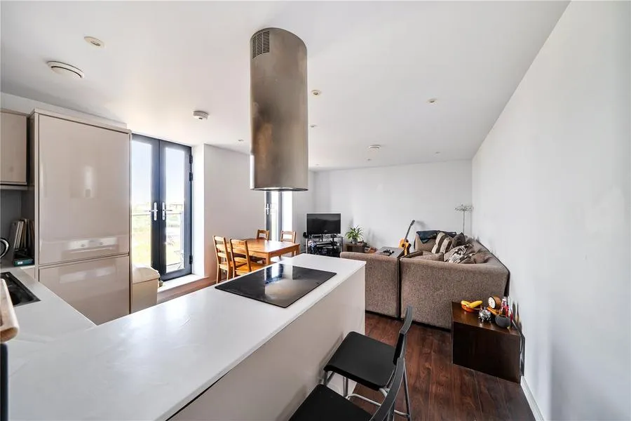 Latimer House, Angus Court, OX9, photo 8