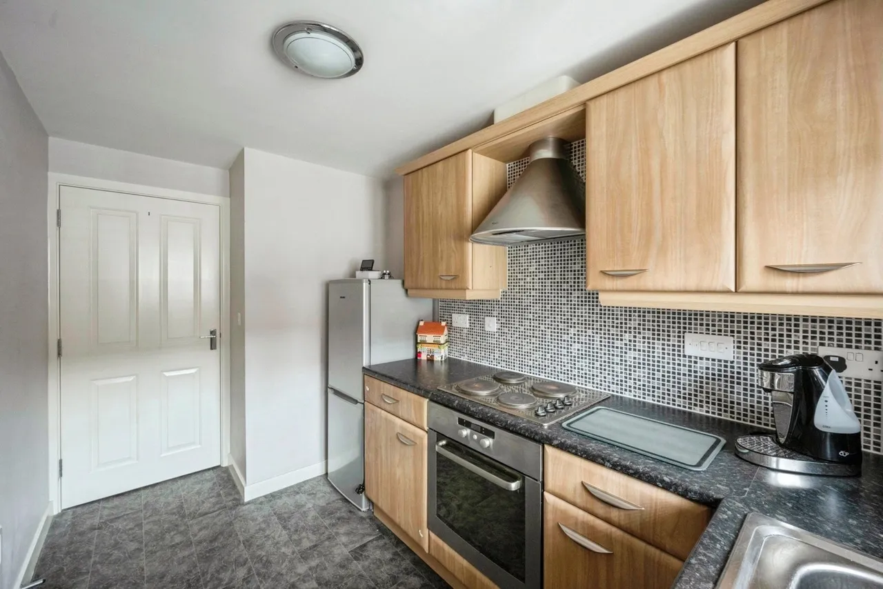 Jenkinson Grove, Armthorpe, Doncaster, South Yorkshire, DN3, photo 4