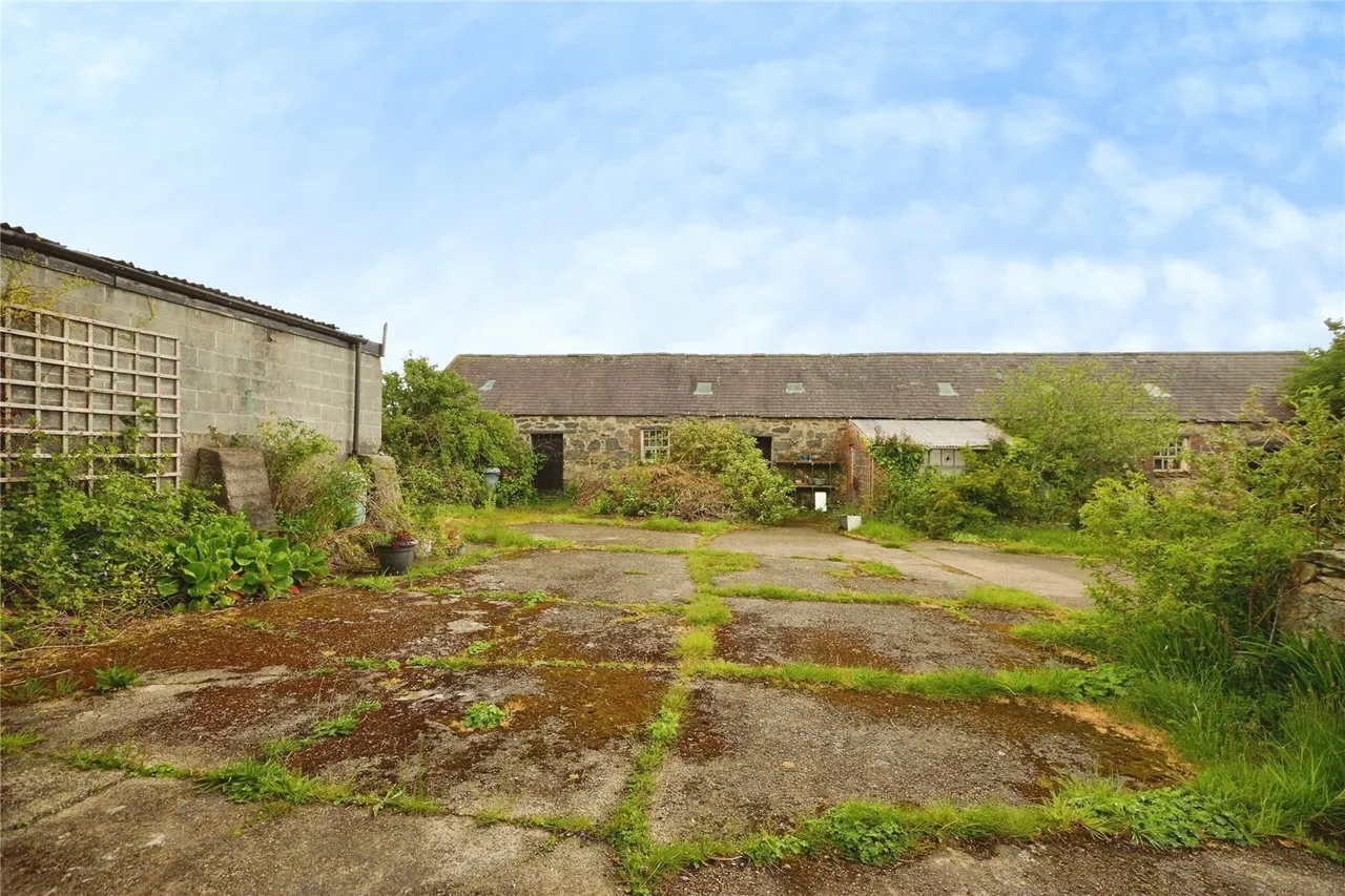 Groeslon, Caernarfon, LL54, photo 23