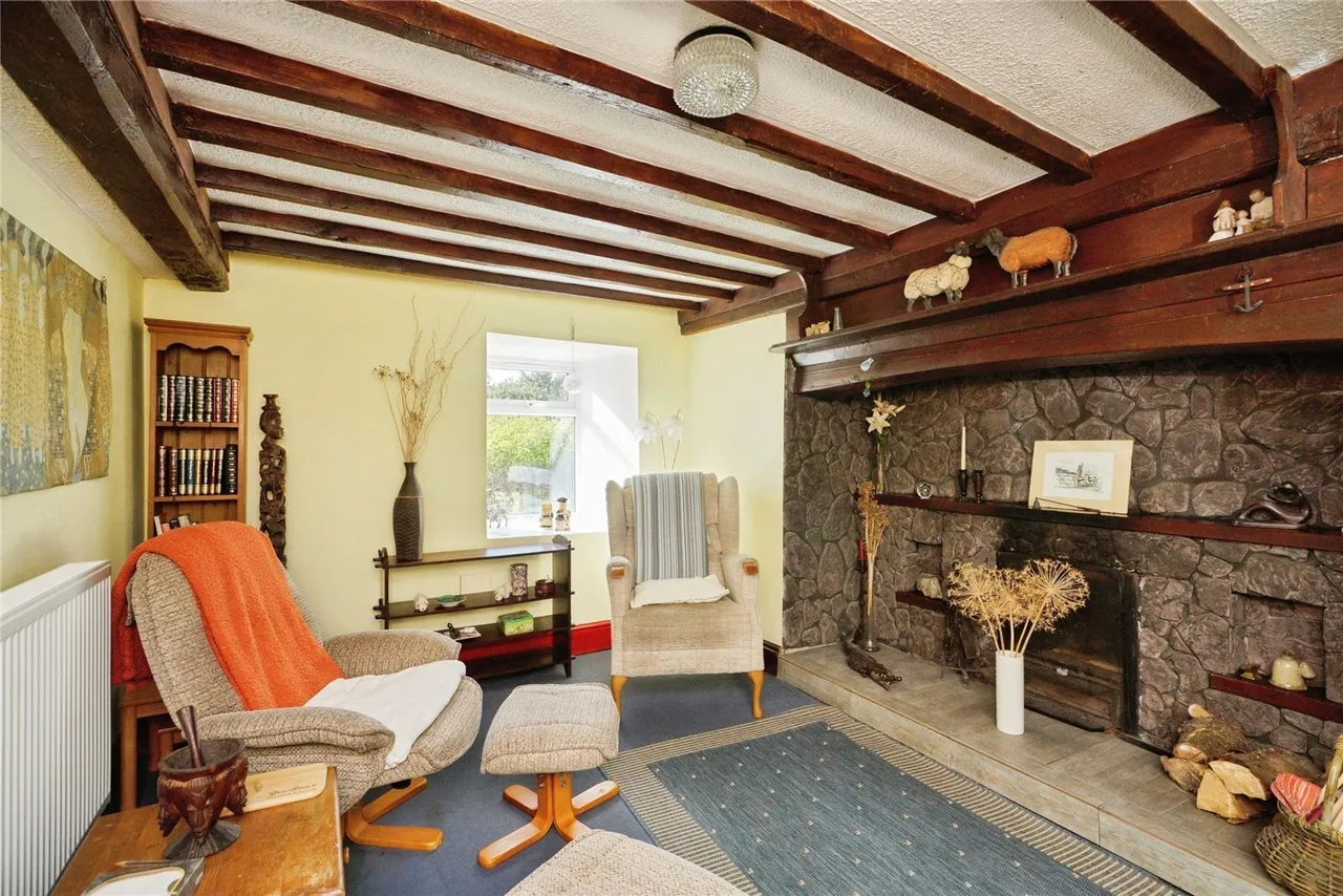 Groeslon, Caernarfon, LL54, photo 18