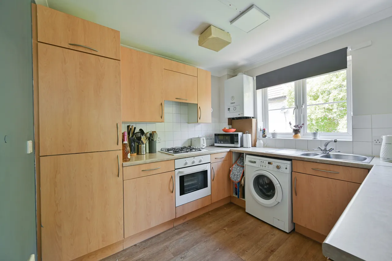 Flat 4, 117 Leigham Court Road, London, photo 11