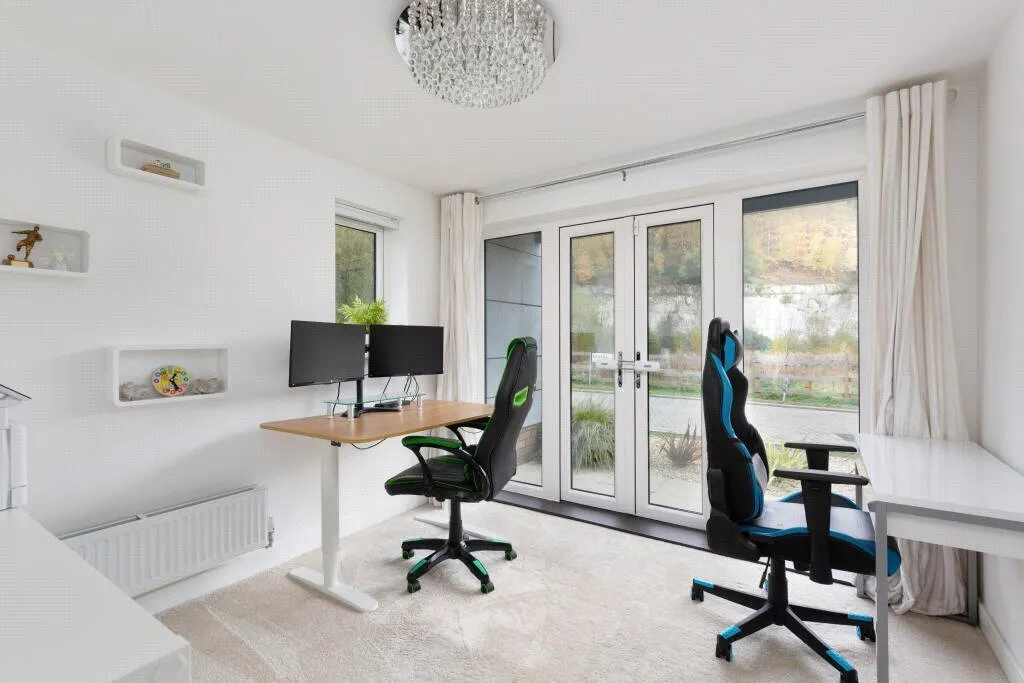 Farmer Close, Castle Hill, DA10, photo 9