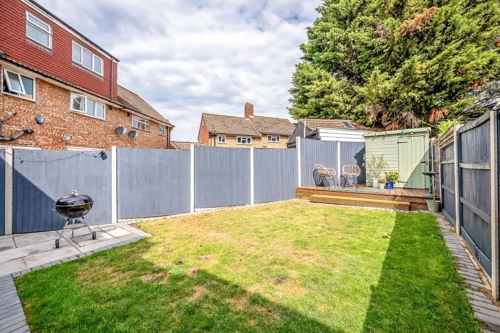 Lambarde Avenue, London, SE9, photo 12