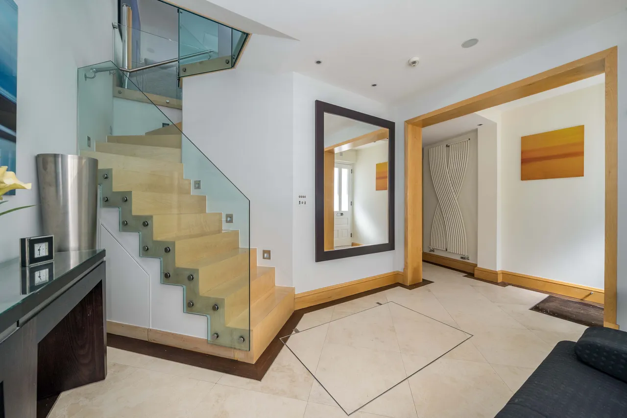 Normand Mews, London, W14, photo 7