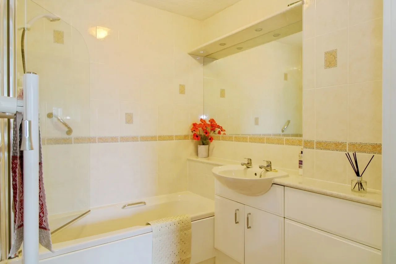 East Cliff Road, Dawlish, EX7, photo 12