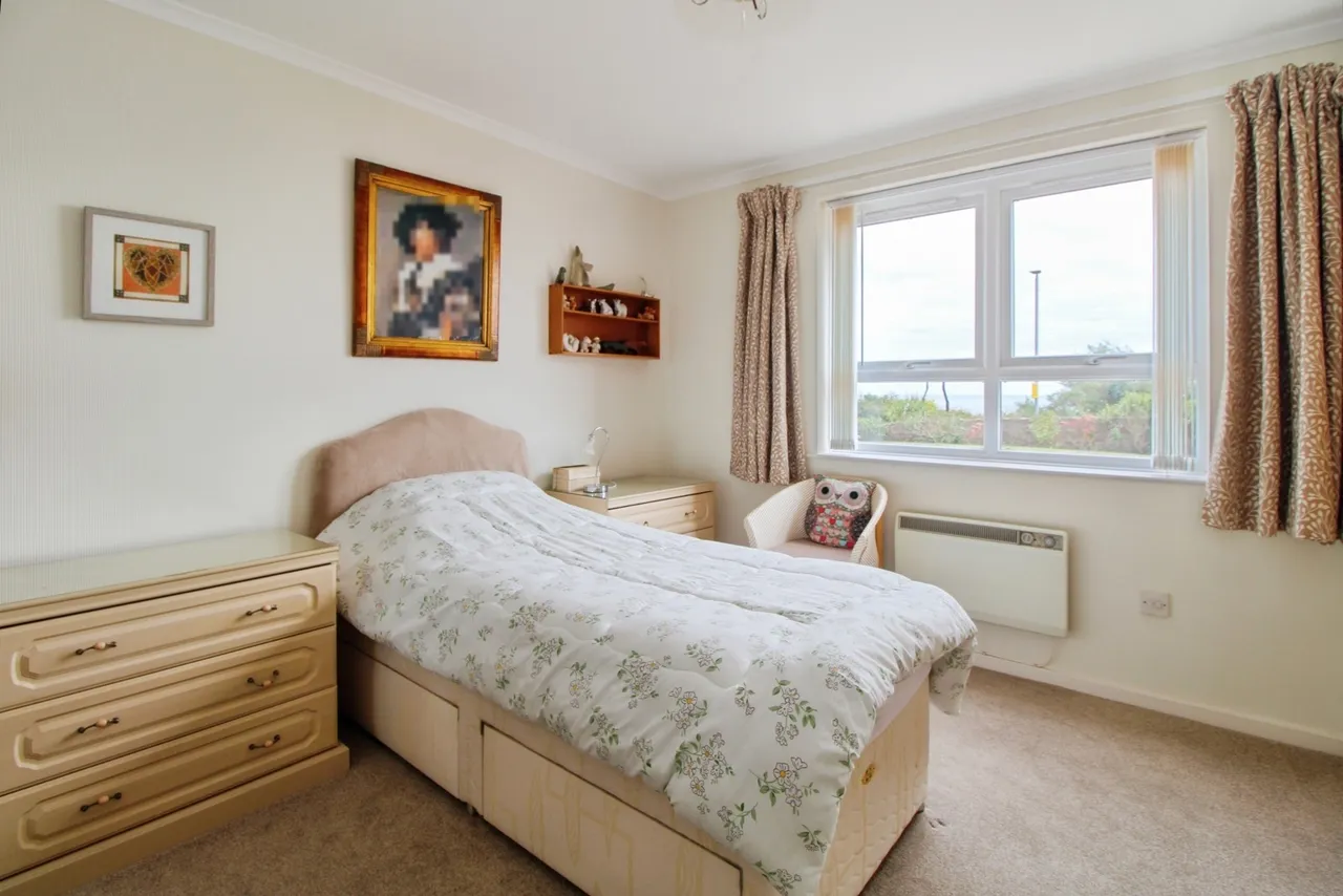 East Cliff Road, Dawlish, EX7, photo 10