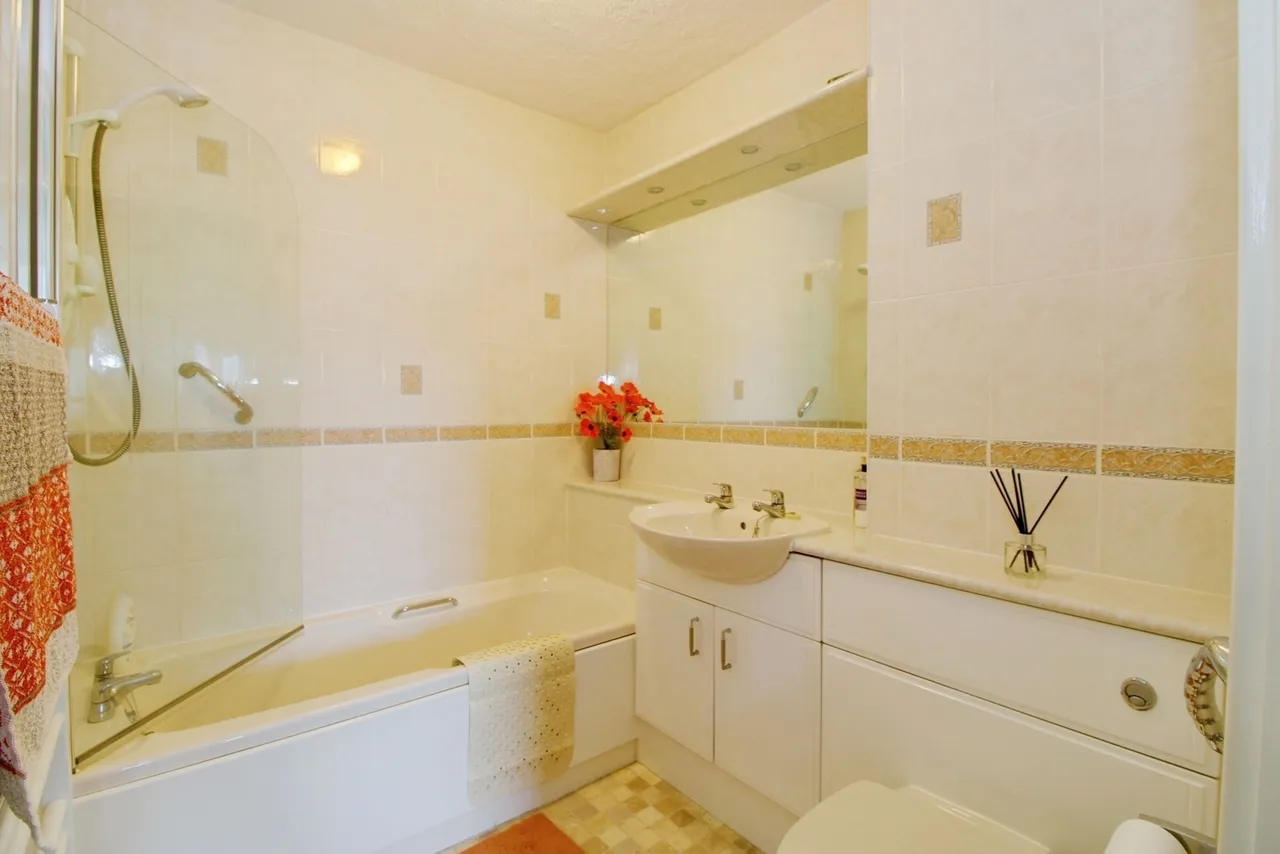 East Cliff Road, Dawlish, EX7, photo 15