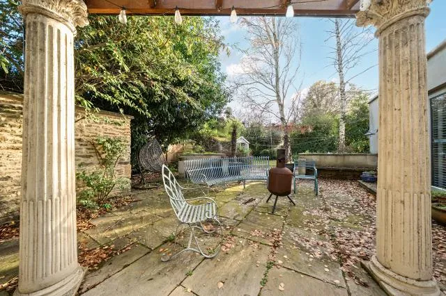 New Road, Bampton, OX18, photo 8