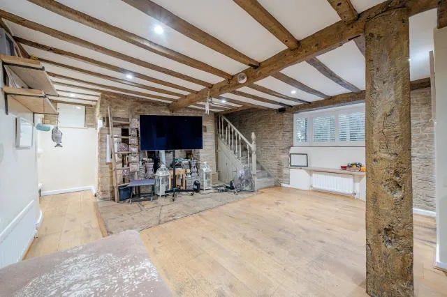 New Road, Bampton, OX18, photo 16