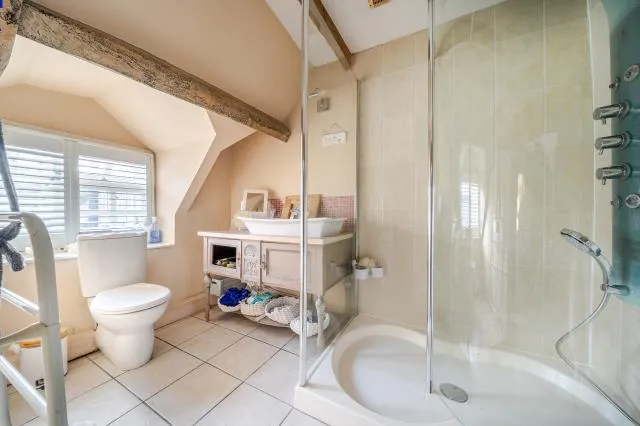 New Road, Bampton, OX18, photo 5