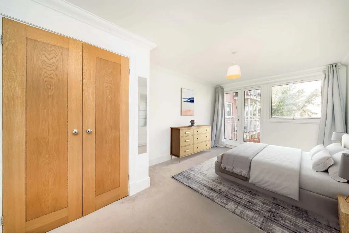 Twickenham Road, TW11, photo 4