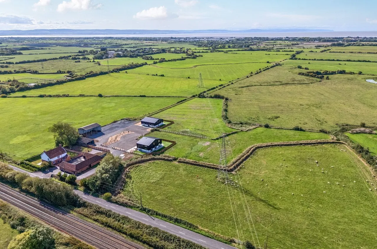 Wharfside, Lympsham, BS24, photo 32