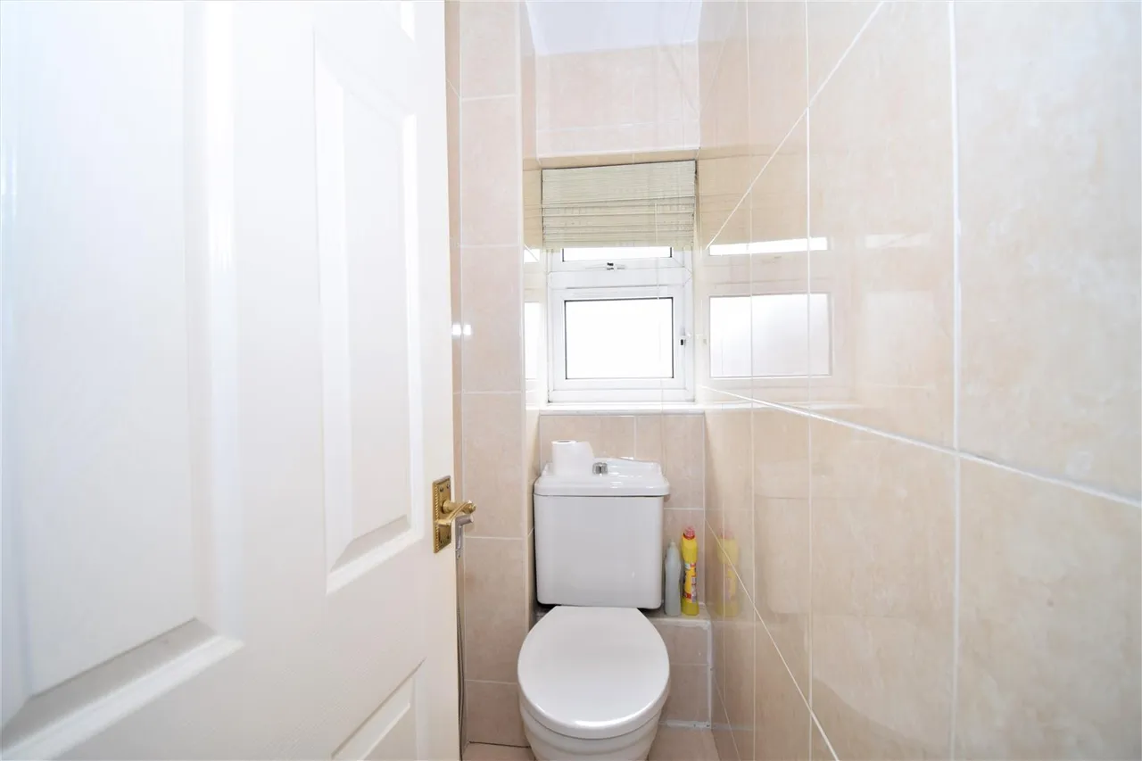 Maybury Road, Barking, photo 6
