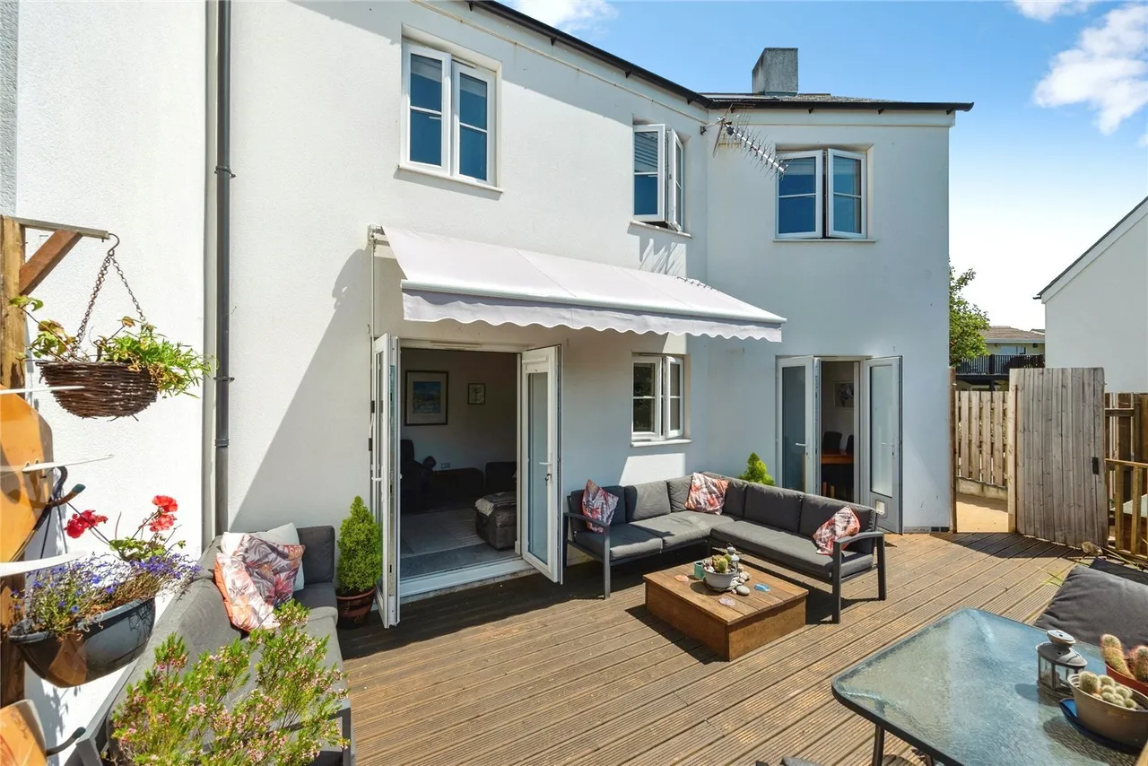 Trerammet Crescent, Tintagel, PL34, photo 14