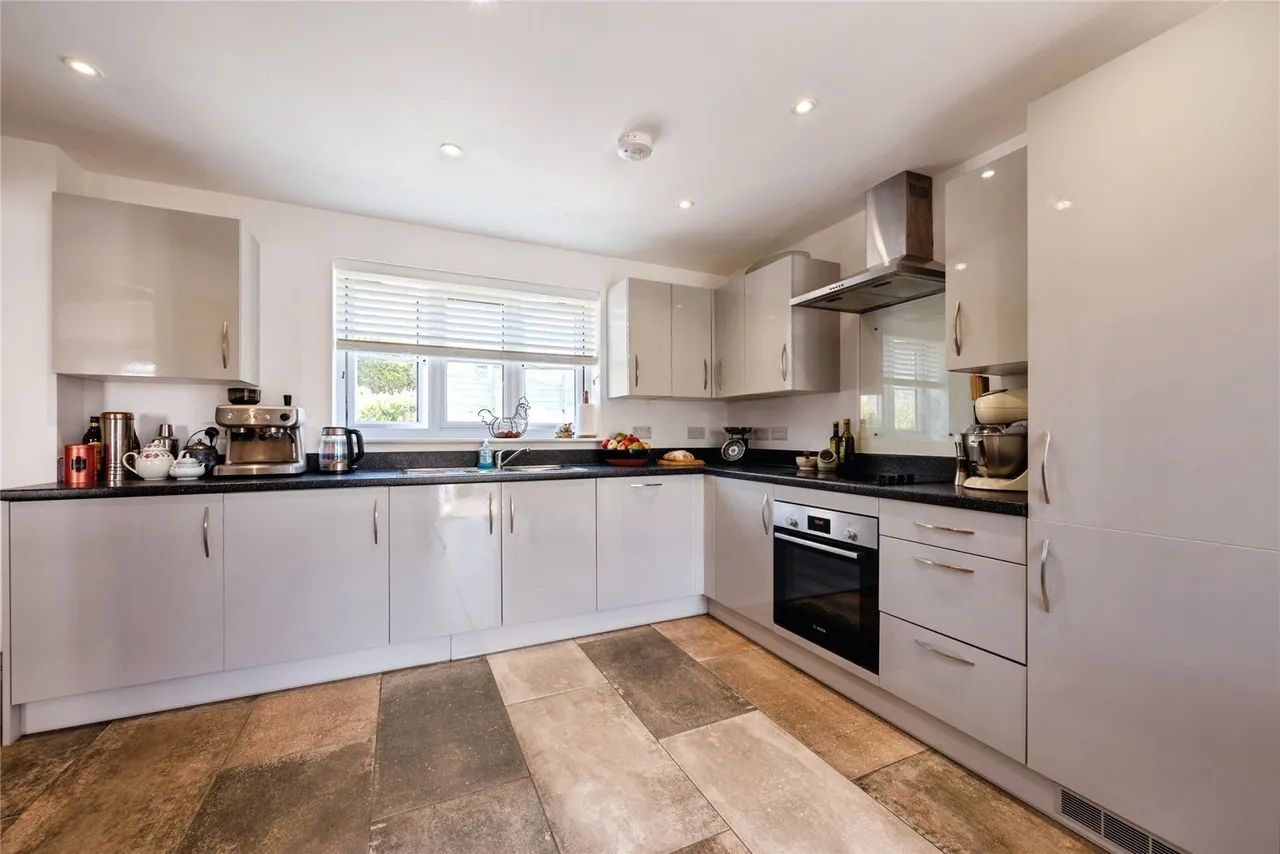 Trerammet Crescent, Tintagel, PL34, photo 4