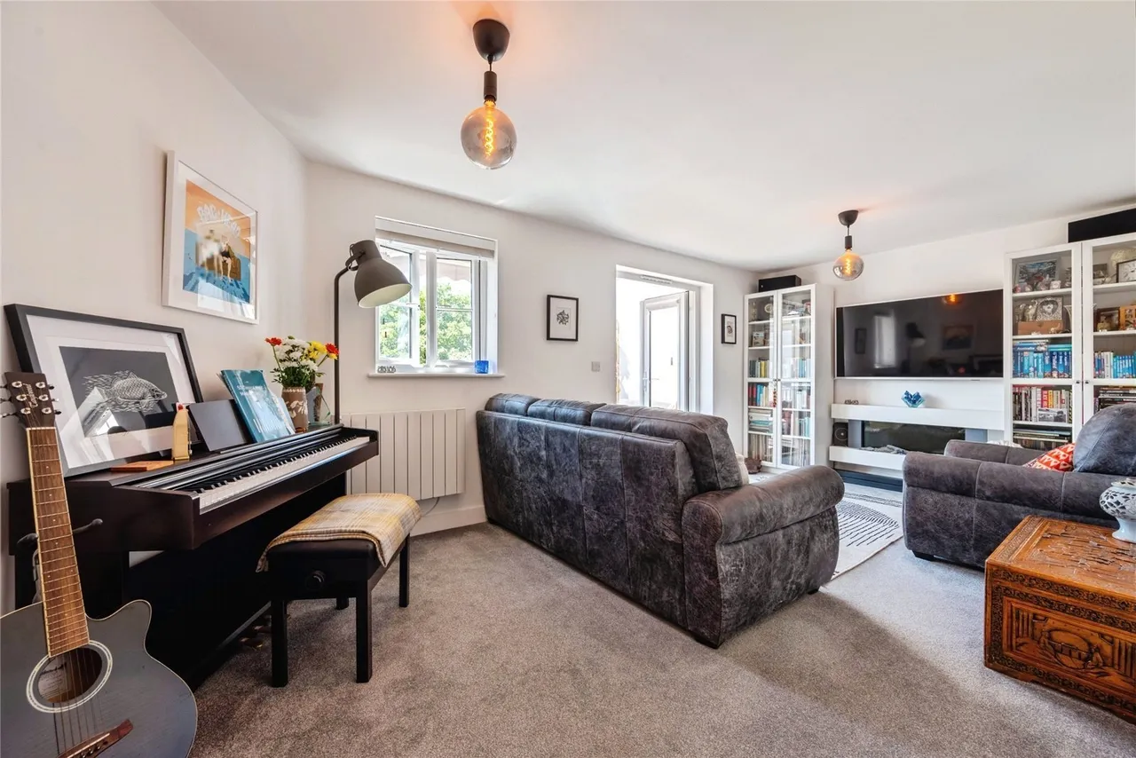 Trerammet Crescent, Tintagel, PL34, photo 2