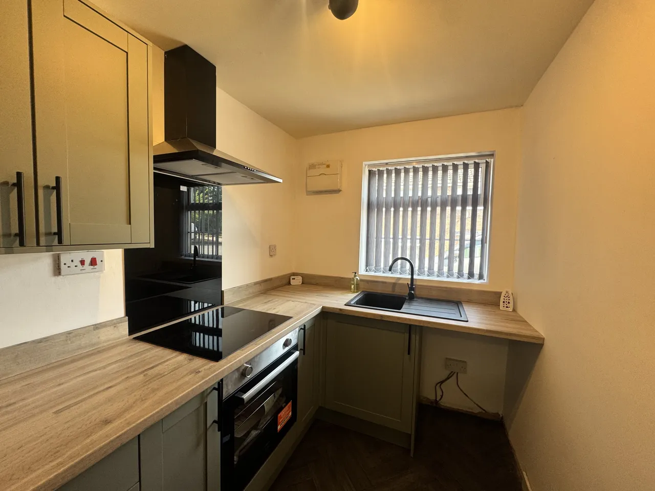 Holly Court, Mansfield, NG19, photo 2