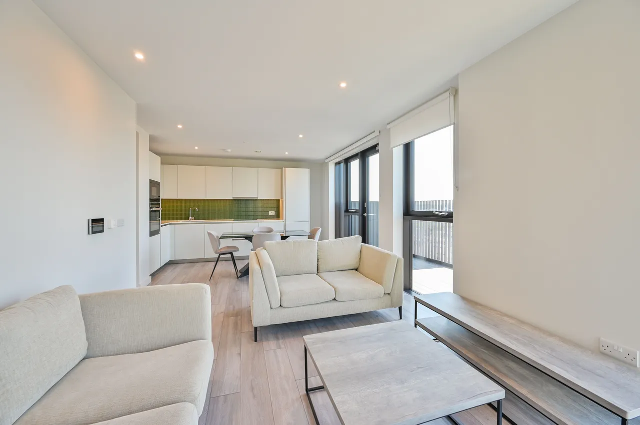 Apartment 501, New Cooper Point, LONDON, photo 5