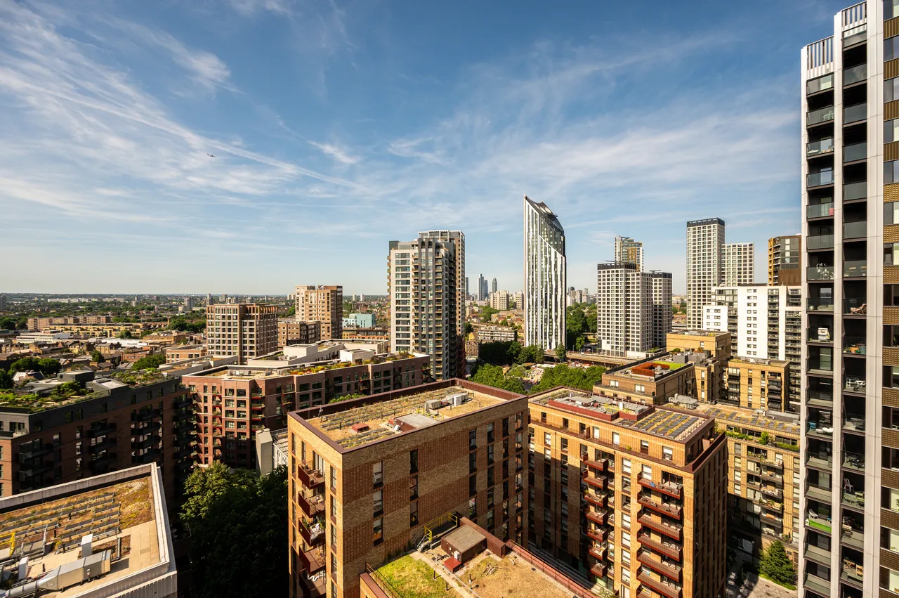Apartment 501, New Cooper Point, LONDON, photo 3