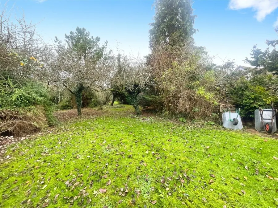 Bungalow Under Offer with 3 bedrooms in Hastingwood, Harlow, CM17, photo 13