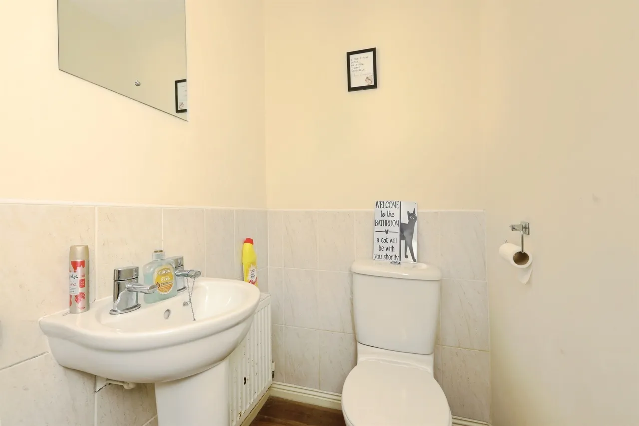 Denbigh Avenue, Worksop, S81, photo 4