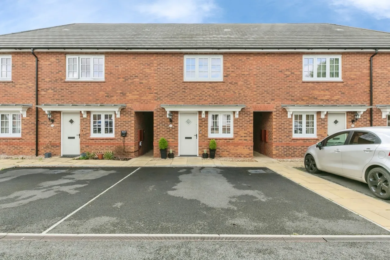 2 bed house for sale — Warren Way, Hartford, Northwich, Cheshire, CW8