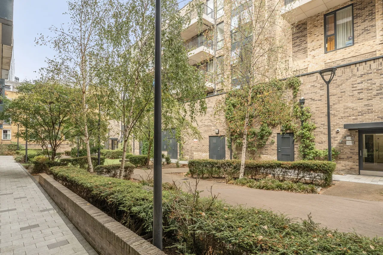 Amelia Street, London, SE17, photo 15