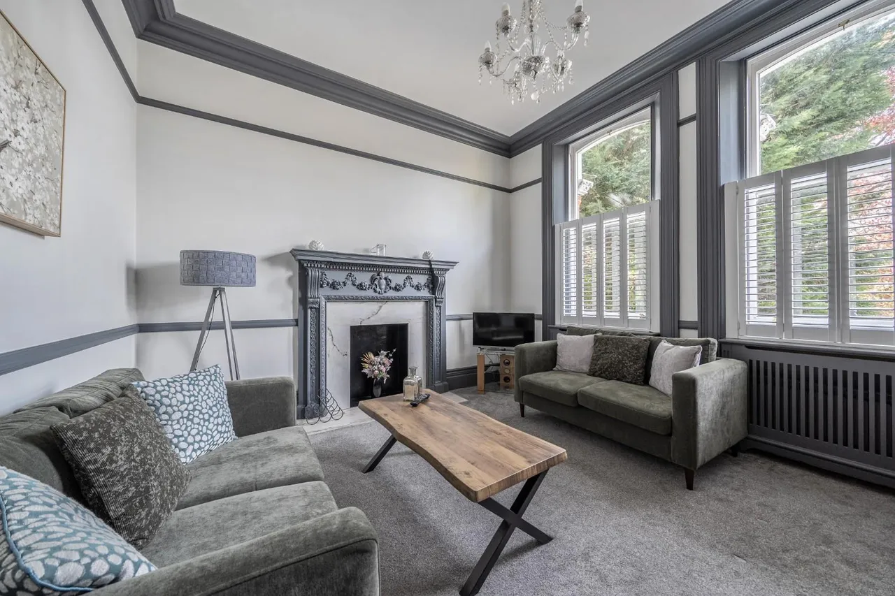 2 bed house for sale, Osborne Road, Windsor