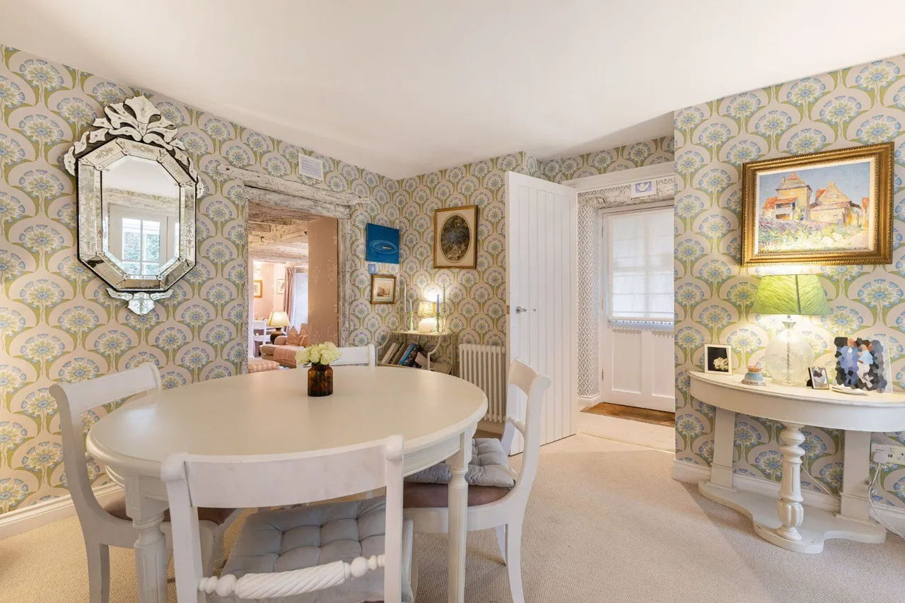 Shipton Road, Ascott-under-Wychwood, Chipping Norton, Oxfordshire, OX7 6AG, photo 6