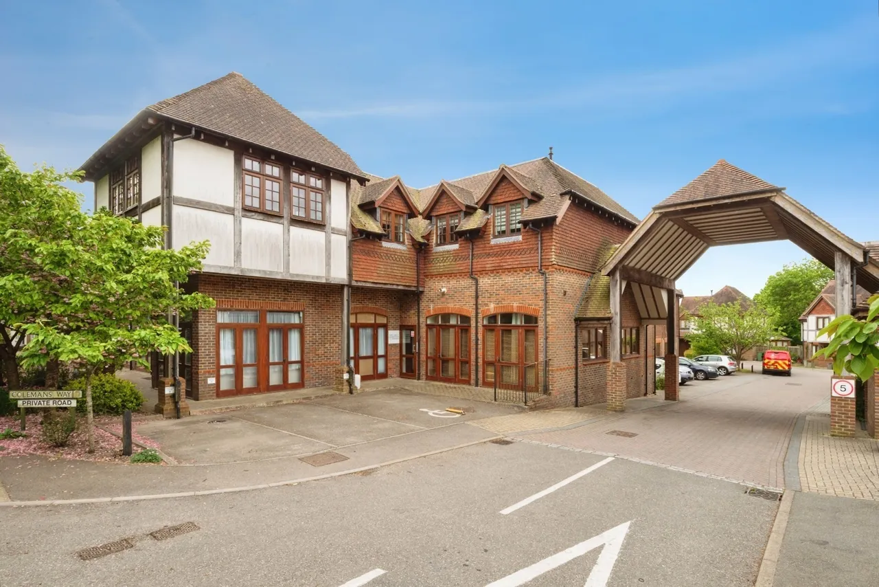 London Road, Hurst Green, TN19, photo 6