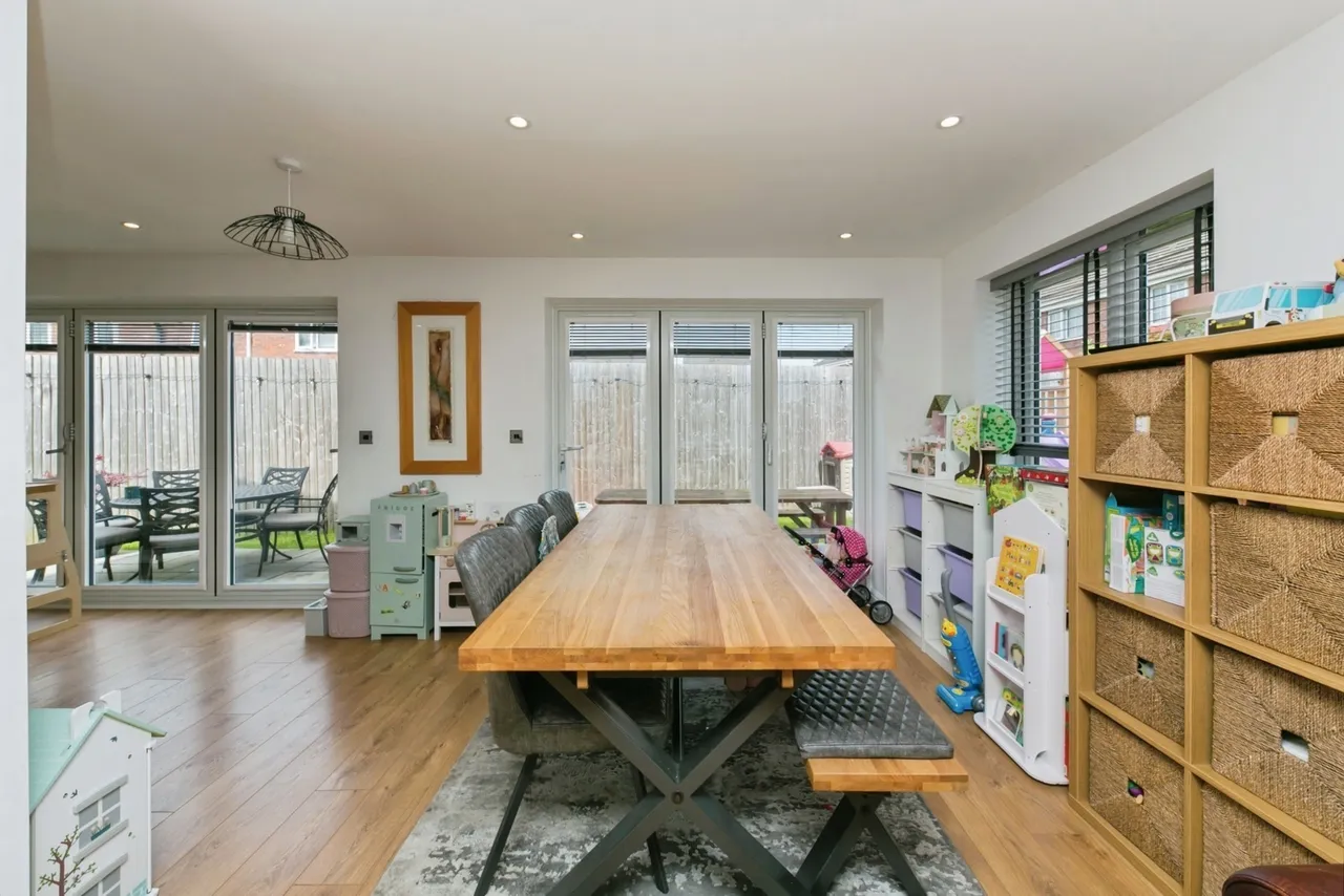 Crewe Road, CREWE, Cheshire, CW2, photo 10