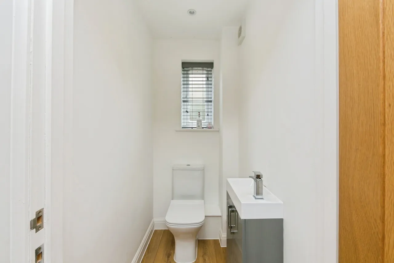 Crewe Road, CREWE, Cheshire, CW2, photo 4