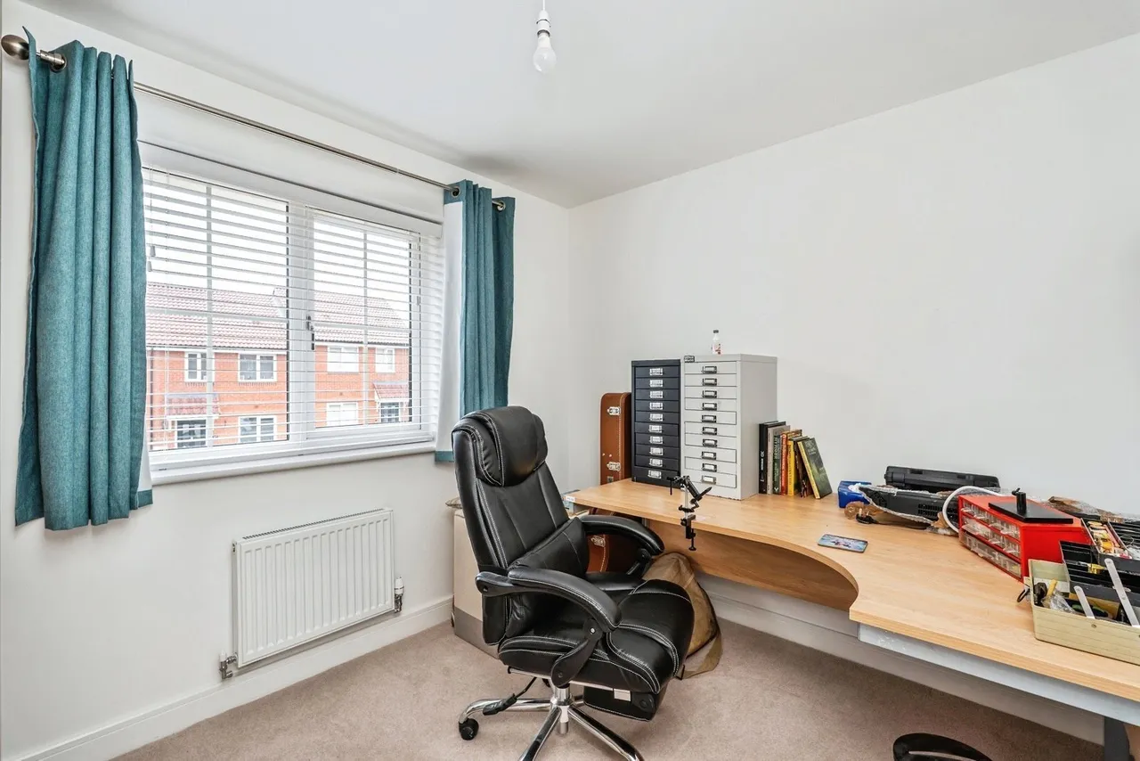 Harrison Way, Rownhams, SO16, photo 8