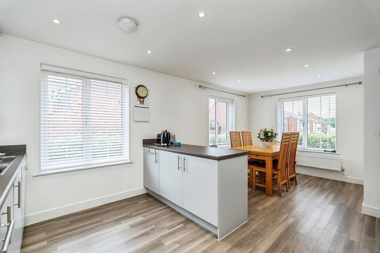 Harrison Way, Rownhams, SO16, photo 3