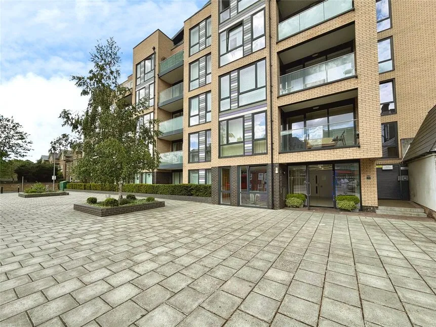 1 bed flat for sale, Grove Place, London, SE9