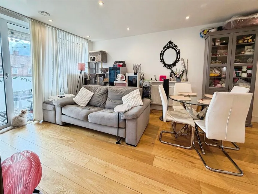 Grove Place, London, SE9, photo 5