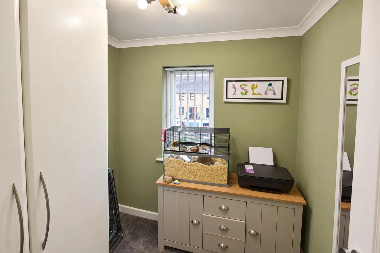 Redberry Avenue, Heckmondwike, WF16, photo 10