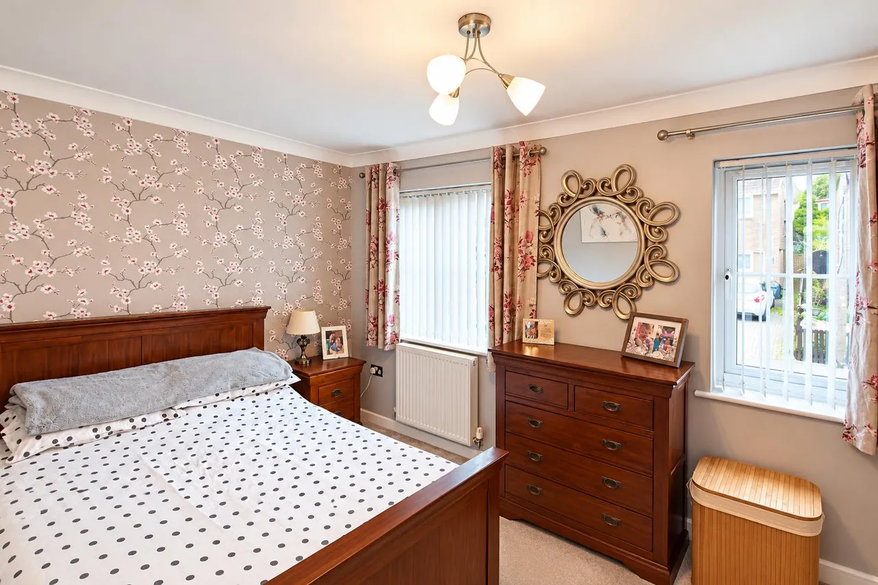 Redberry Avenue, Heckmondwike, WF16, photo 13