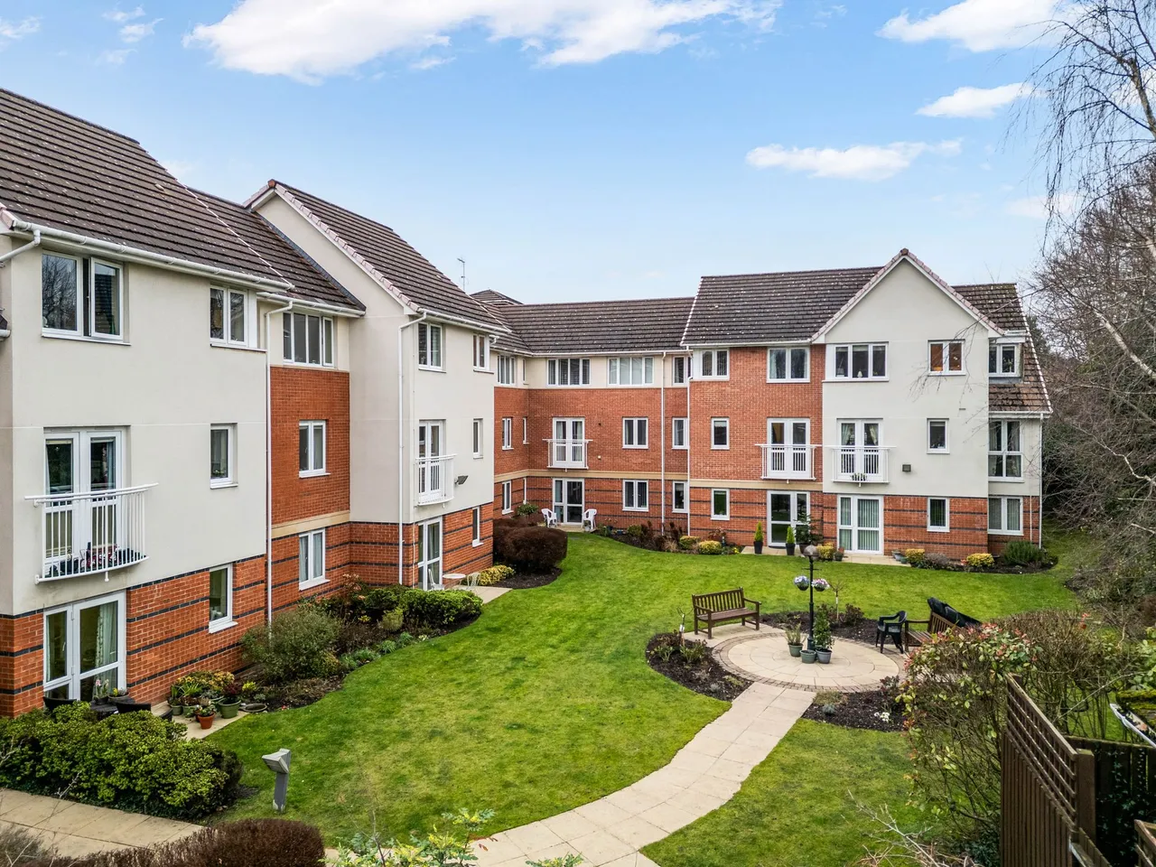 1 bed flat for sale — Flat 29, Bartholomew Court Bradshaw Lane, Warrington, Grappenhall, WA4 2JW