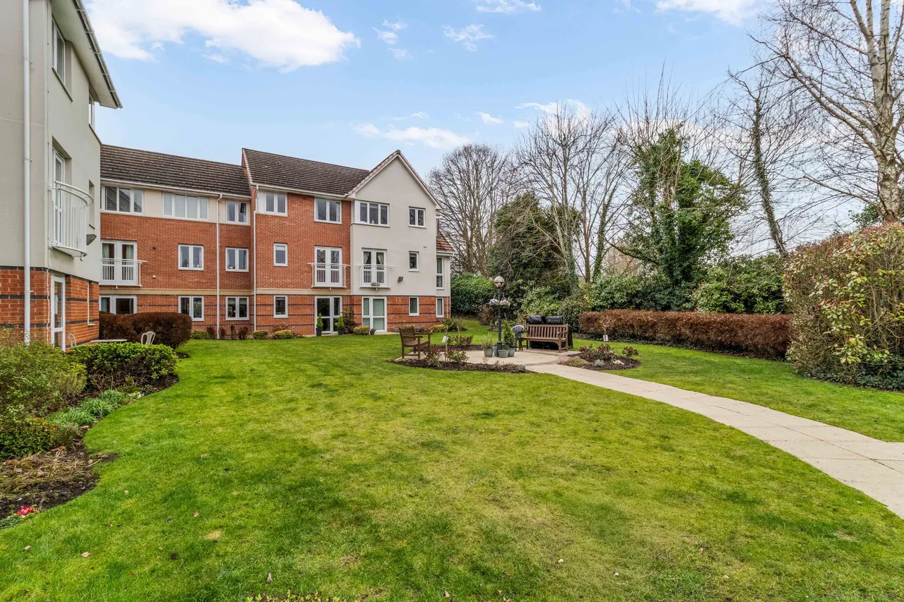 Flat 29, Bartholomew Court Bradshaw Lane, Warrington, Grappenhall, WA4 2JW, photo 15