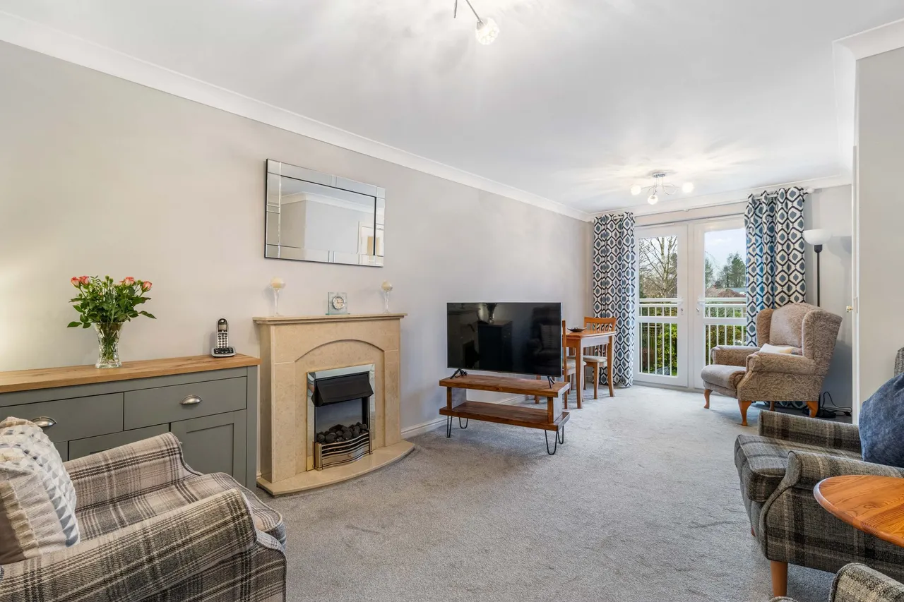 Flat 29, Bartholomew Court Bradshaw Lane, Warrington, Grappenhall, WA4 2JW, photo 2