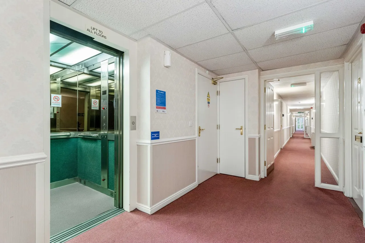 Flat 29, Bartholomew Court Bradshaw Lane, Warrington, Grappenhall, WA4 2JW, photo 12