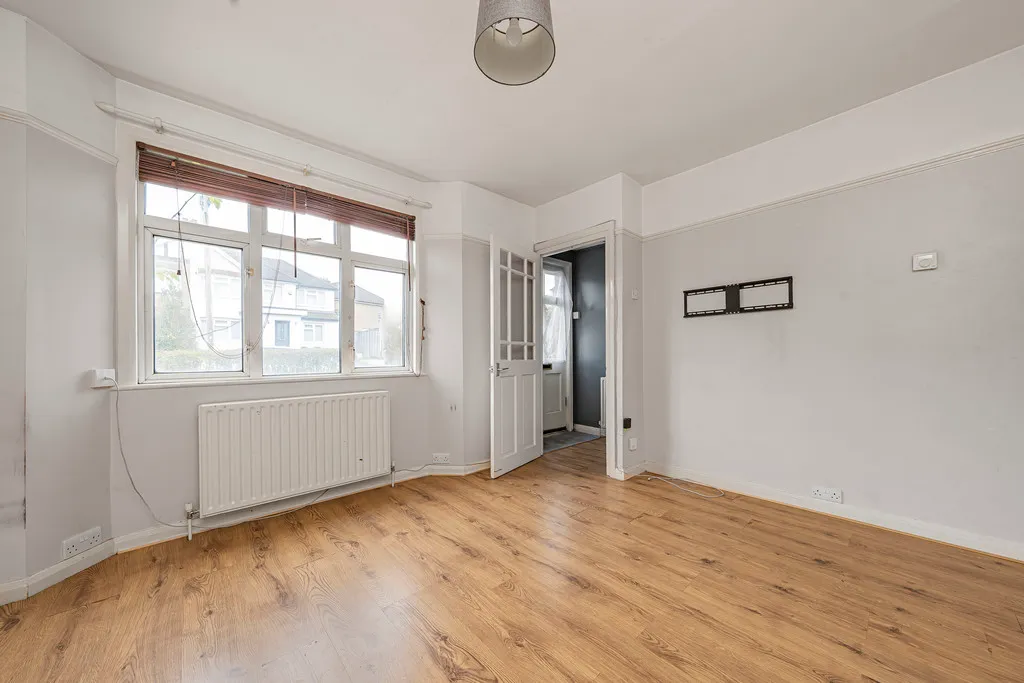 Snowden Avenue, Hillingdon, UB10, photo 9