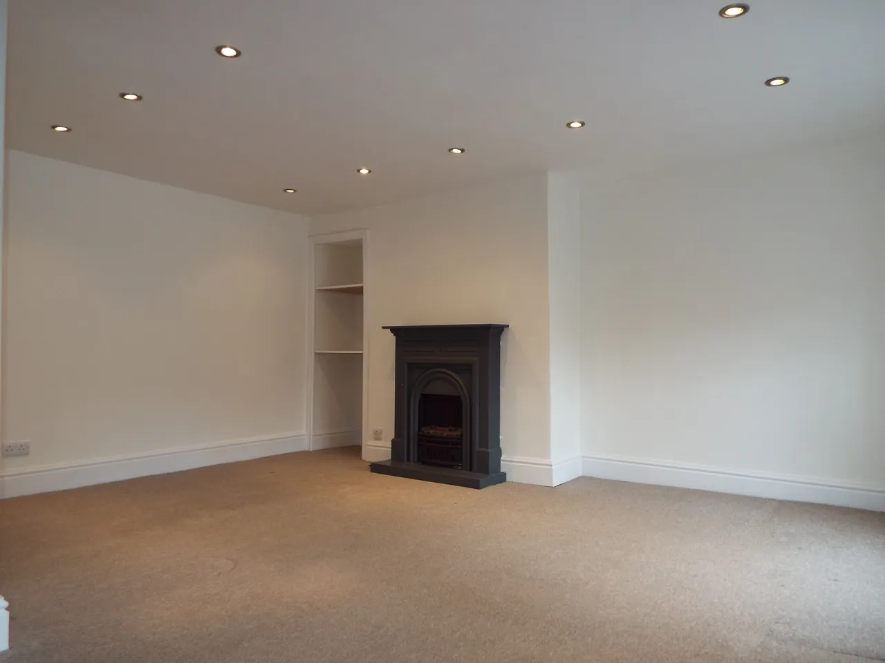 Bond End, Knaresborough, HG5 9AW, photo 6