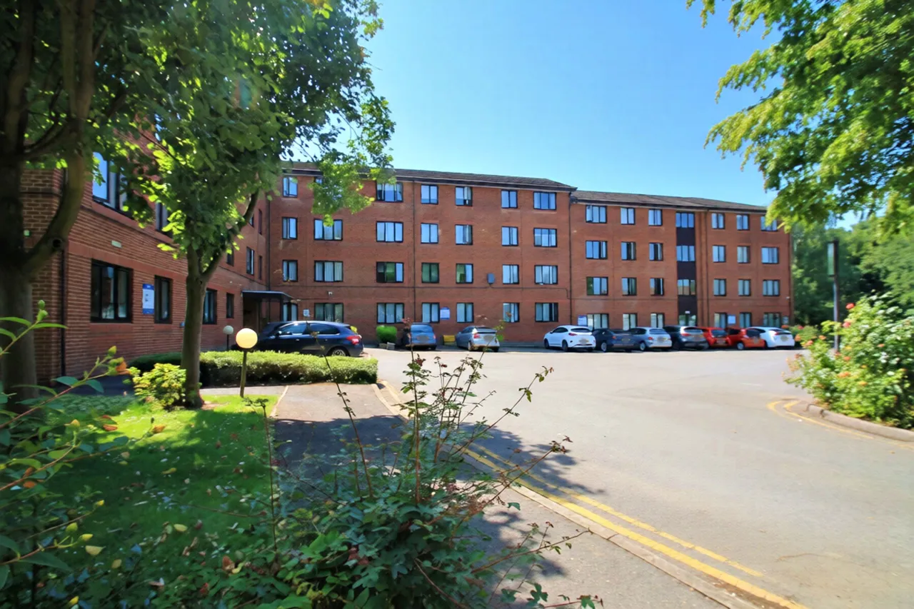 2 bed flat for sale, Sherwood Road, Harrow, HA2