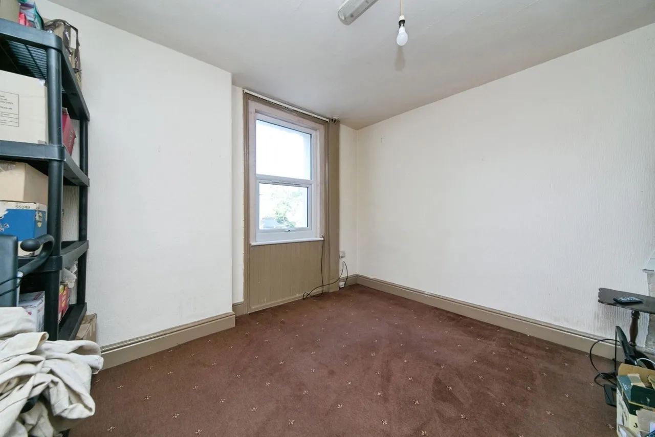 Greenfield Road, Colwyn Bay, LL29, photo 13