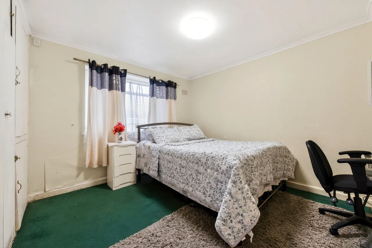 Orchard Avenue, Feltham, TW14, photo 16